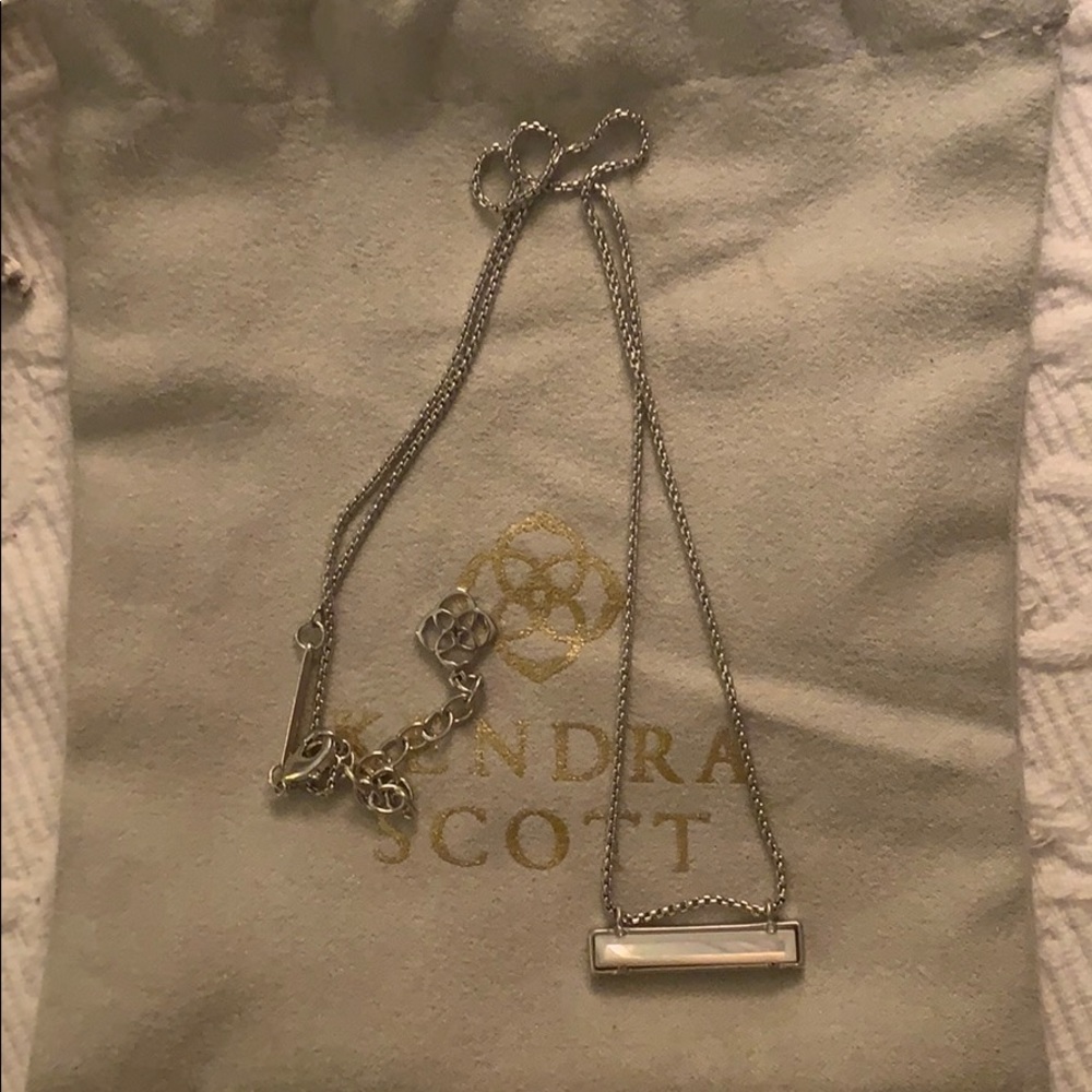 Kendra Scott Necklace
